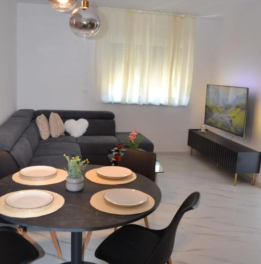 Apartment Cvit Trogir